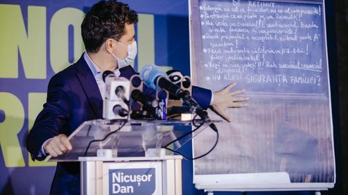 ADVERTORIAL Nicușor Dan dezvăluie mesajele PSD către angajații STB: „Nu vota cu creierul! Burta simte foamea”. Gabriela Firea a impus legea tăcerii în Primăria Capitalei