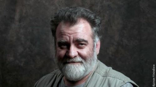 Concertul "Andrieş la unteatru", difuzat gratuit duminică pe Facebook şi YouTube/ Pe scenă vor fi și Maria Ioana Mîntulescu, Berti Barbera, Călin Grigoriu şi Sorin Romanescu.