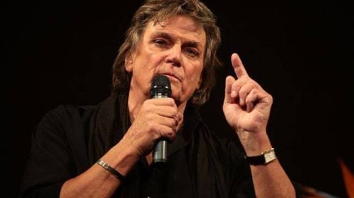 Florin Piersic a fost scos de la Terapie Intensivă și a început să se deplaseze cu cadrul de mers