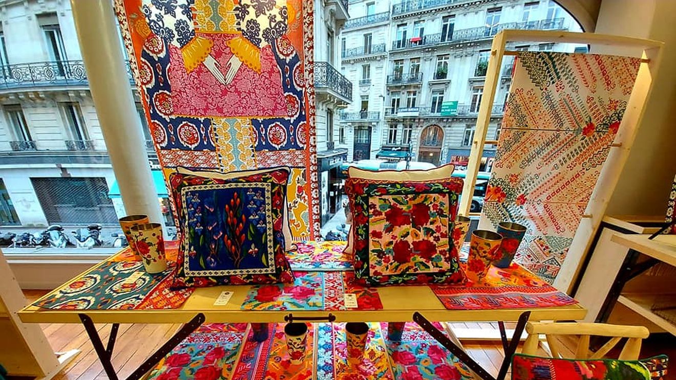 Celebra casă de parfumuri Fragonard lansează colecția de primăvară ”Couleurs roumaines” inspirată din artizanatul româneasc
