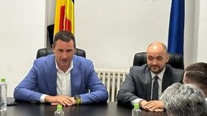 Andrei Rudolf Corlan, numit în funcția de Comisar general al Gărzii de Mediu / Afiliat organizației PNL Neamț, acesta a fost secretar de stat în Ministerul Mediului