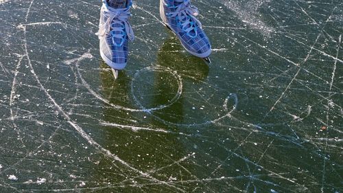 Brașov: Patinoar cu acces gratuit în Piața Sf Ioan - investiţie de peste 150.000 de lei