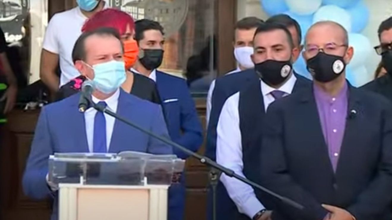 Cîțu: Am aprins astăzi o lumânare în memoria celor care au pierit la Colectiv / Liderul PNL a participat luna trecută la deschiderea anului școlar alături de Piedone, condamnat în dosarul Colectiv