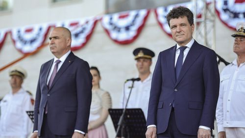 Nicușor Dan, despre susținerea lui Ilie Bolojan ca premier: În momentul acesta există o coaliție de guvernare formată din patru partide și, în mod democratic, ele au ales un Guvern / Nu facem comedii din relația între Guvern și Parlament