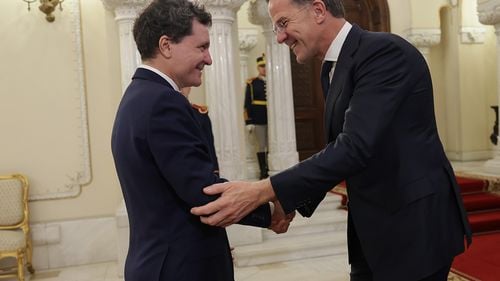 LIVE Mark Rutte, în România: ”NATO e aici pe tot flancul estic. Când e nevoie putem aduce trupele necesare / Aveți și mândria voastră, Forțele Armate Române, dar dacă ar exista un atac, tot NATO va veni să vă salveze” / Întâlnire cu premierul Bolojan, la 16:00