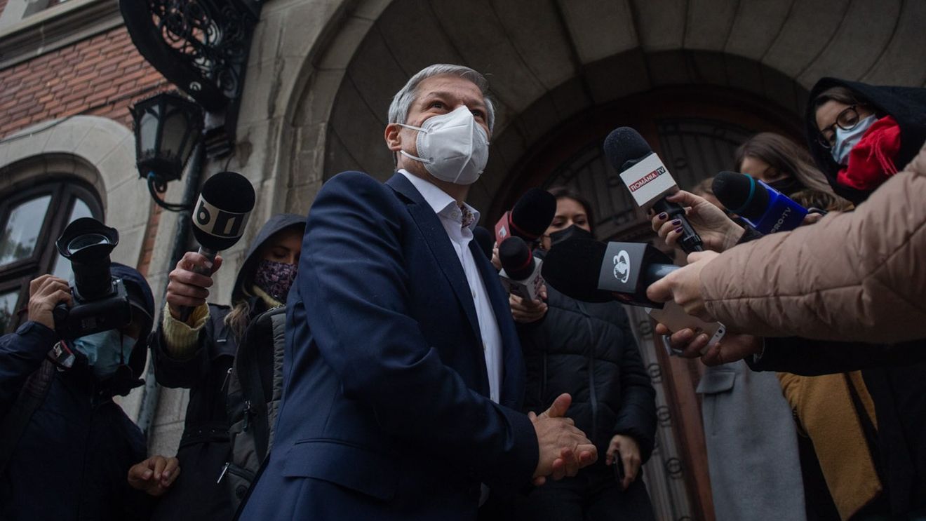 Dacian Cioloș: Explozia facturilor la energie este cauzată de măsurile greşite luate de PSD şi PNL, prin reprezentanţii lor în Parlament, ANRE şi Ministerul Energiei/ Ar trebui demişi de la cap la coadă, în frunte cu Virgil Popescu