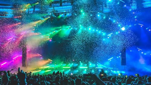 Economia experienței: Consumatorii acordă prioritate amintirilor în detrimentul bunurilor materiale