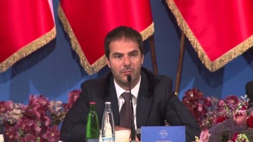 Noii băieți deștepți din energie pe care PSD voia să-i alimenteze cu gaze ieftine: trei firme deținute de proprietarul ceh al unei stațiuni de lux din Maldive