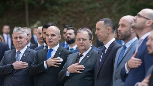 Rareș Bogdan respinge acuzațiile lui Marcel Ciolacu despre o presupusă strategie a PNL: E ciudat e că cineva a dorit să creeze tensiune în coaliție. Nici pe departe la întâlnirea noastră nu s-a discutat despre o acțiune de atac la lideri ai PSD