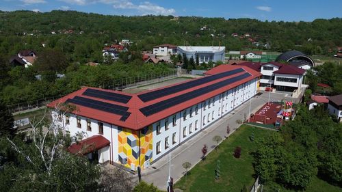 ANALIZĂ Investiții majore din fonduri europene în școlile și grădinițele din județele Argeș, Călărași, Dâmbovița, Giurgiu, Ialomița, Prahova și Teleorman, în ultimii zece ani / Sud Muntenia: 141 de proiecte, realizate cu peste 160 de milioane de euro nerambursabili