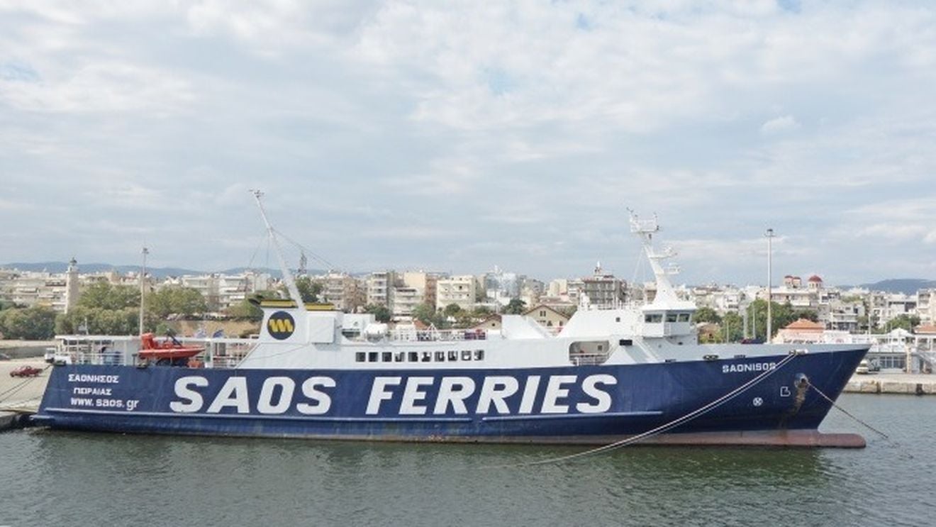 Programul oficial al feriboturilor care pleacă din insula Samothrakis, unde sunt blocați turiști români