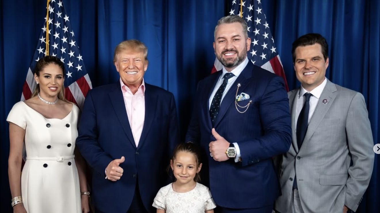 Investigație în presa americană: Omul de afaceri român Dragoș Sprînceană, emisarul propus de fostul premier Ciolacu în SUA, a creat în SUA un „imperiu” de transport cu 150 de accidente și 10 morți, amenzi de 889.000 dolari și o rețea de firme care evită responsabilitatea