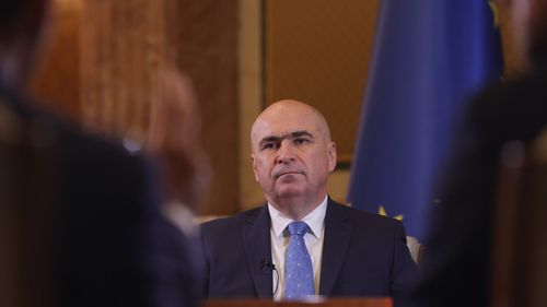 EXCLUSIV VIDEO Premierul Bolojan anunță că legea privind pensiile magistraților este aproape finalizată. Crește vârsta de pensionare la 65 de ani, iar valoarea pensiei ”va fi după model european”