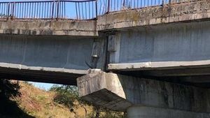Pod rutier rupt în Caraș-Severin. E al treilea pod distrus în acest an