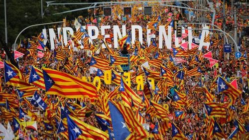 Raport al serviciilor secrete: Mișcarea de independență a Cataloniei a încercat să obțină ajutor financiar din Rusia / Au cerut bani pentru a crea servicii bancare, de telecomunicații și de energie, separate de Spania