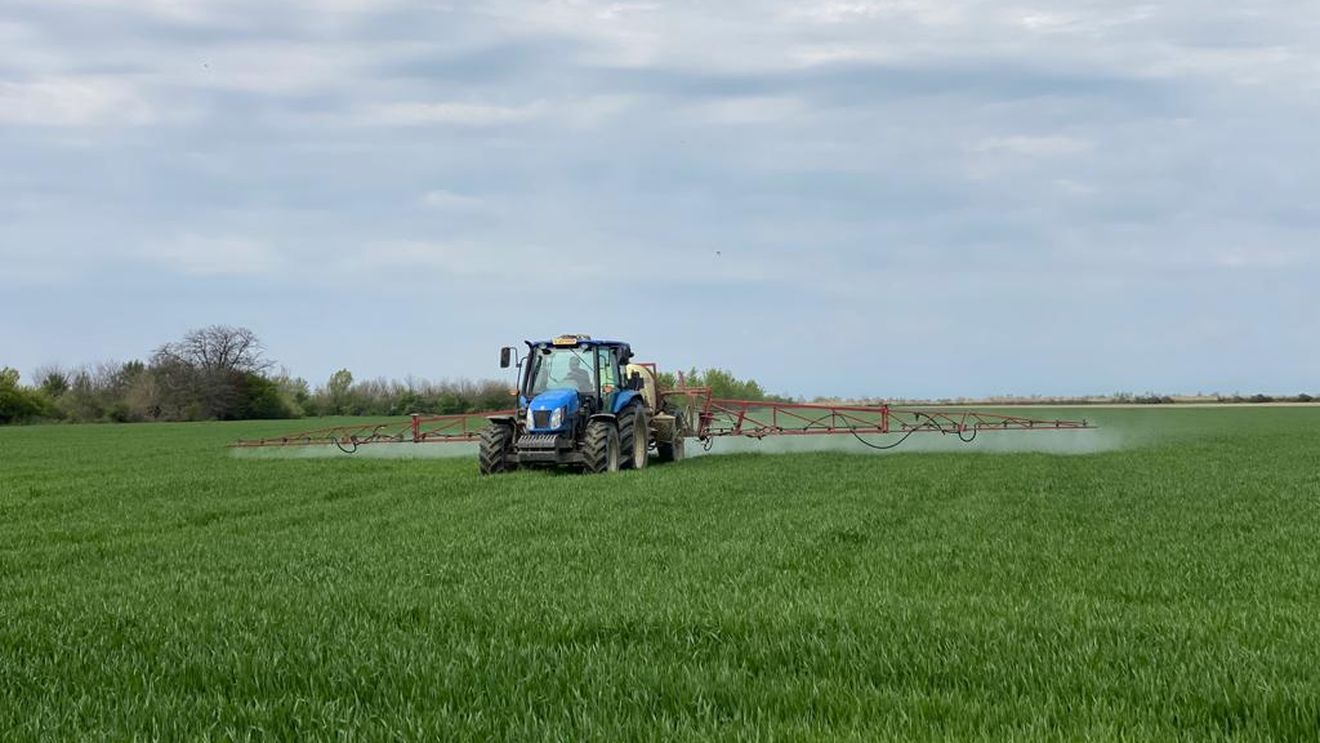 Fondurile pentru instalarea tinerilor fermieri, epuizate/ Au fost depuse cereri de peste 260 de milioane de euro