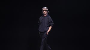 Pierpaolo Piccioli este noul director de creație al casei Balenciaga