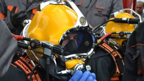 Operațiune de salvare a doi scafandri dispăruți în largul plajei Eforie Nord / Cei doi au decedat