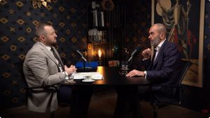 Primul șef DNA care acordă interviu unui avocat / Marius Voineag: Prescripția este sancțiunea pentru pasivitatea statului / Florentin Țucă: Poate fi privită și ca o expresie a unei împăcări / Casa de avocatură Țucă&Zbârcea a beneficiat de prescripție, dar n-a scăpat de sechestru pe conturi 
