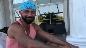 Un cercetător rus care a contribuit la crearea vaccinului anti-COVID Sputnik V a fost găsit strangulat în apartamentul său