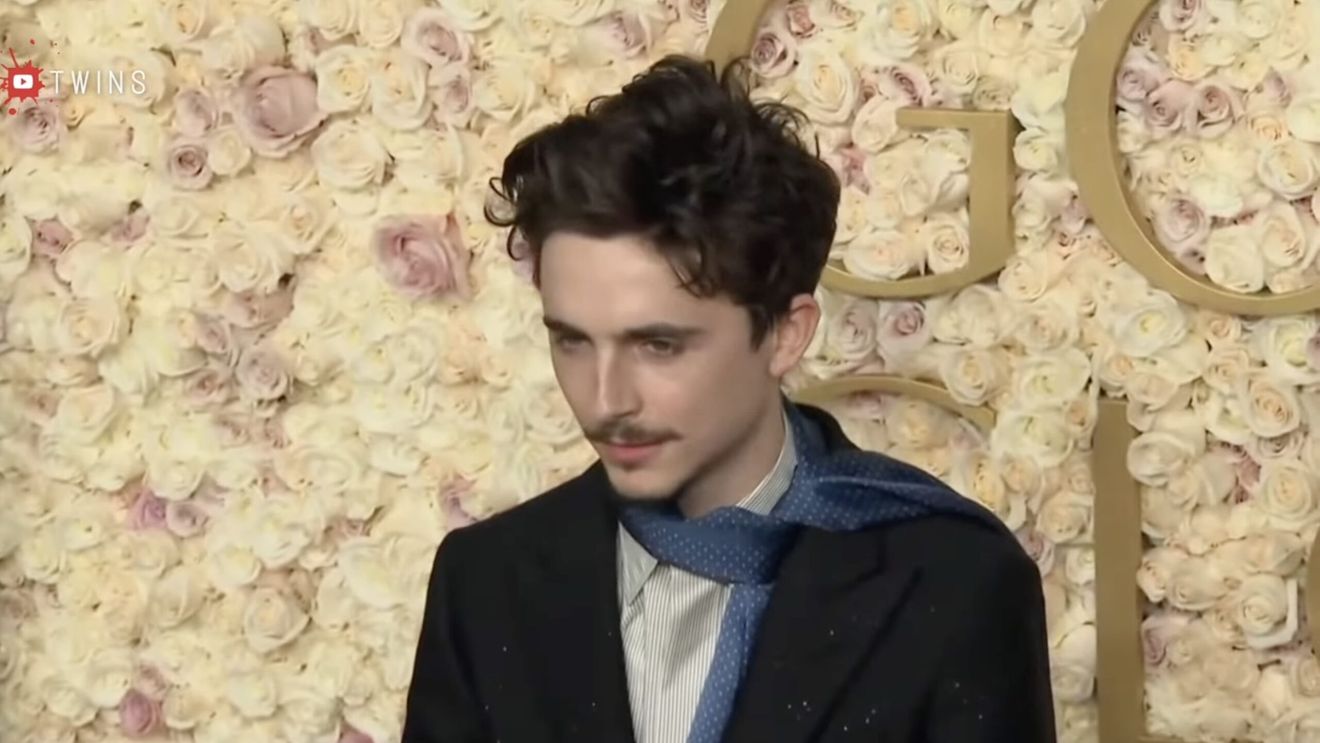 Timothee Chalamet, Leonardo DiCaprio şi alte personalităţi din lumea filmului și televiziunii concurează duminică seara pentru renumitele premii ale galei Globurile de Aur
