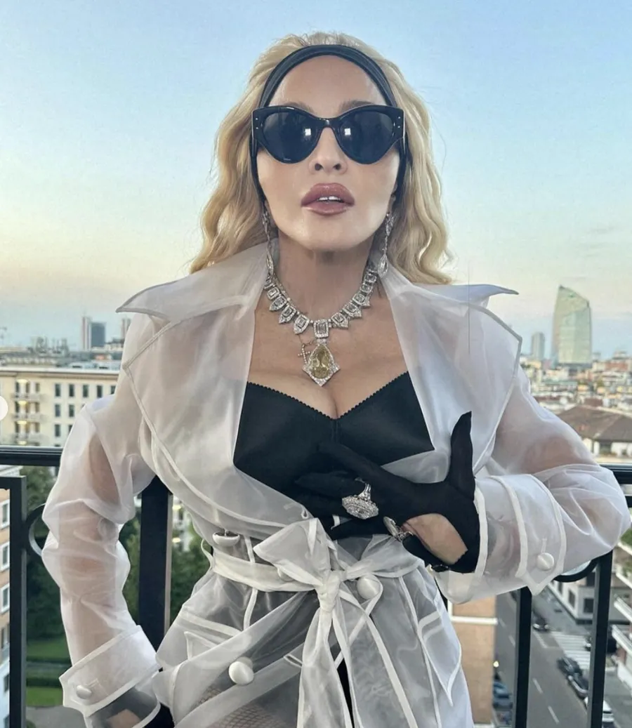 maddona, dolce & gabbana, moda, paris fashion week, 