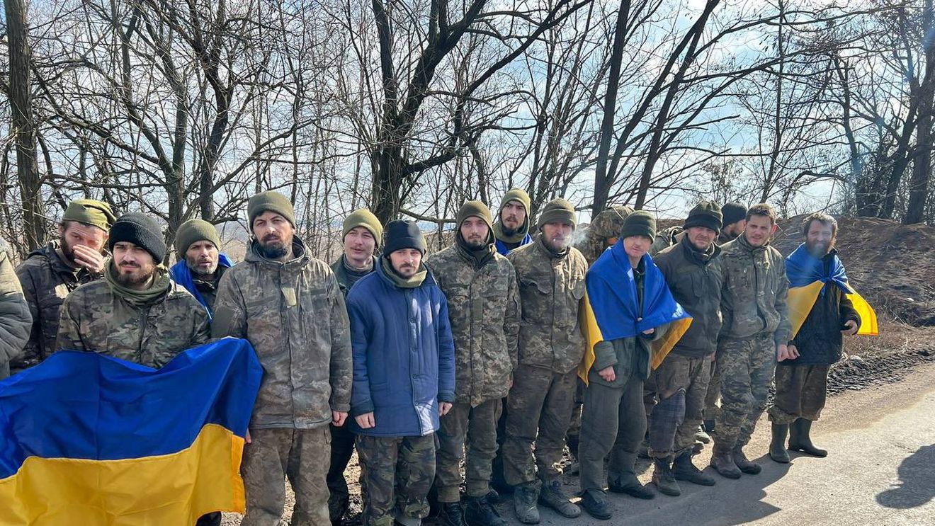 Rusia şi Ucraina fac un schimb de câte 185 de prizonieri de război, anunţă Moscova