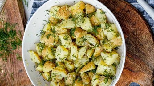 Cea mai simplă rețetă de cartofi cu unt și mărar, o rețetă clasică și rapidă