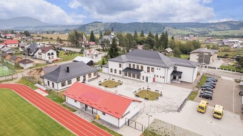 ANALIZĂ Câți bani europeni a folosit pentru infrastructura de Educație cea mai populată regiune de dezvoltare a României. ADR Nord-Est: județele Bacău, Botoșani, Iași, Neamț, Suceava și Vaslui au atras aproape 170 de proiecte