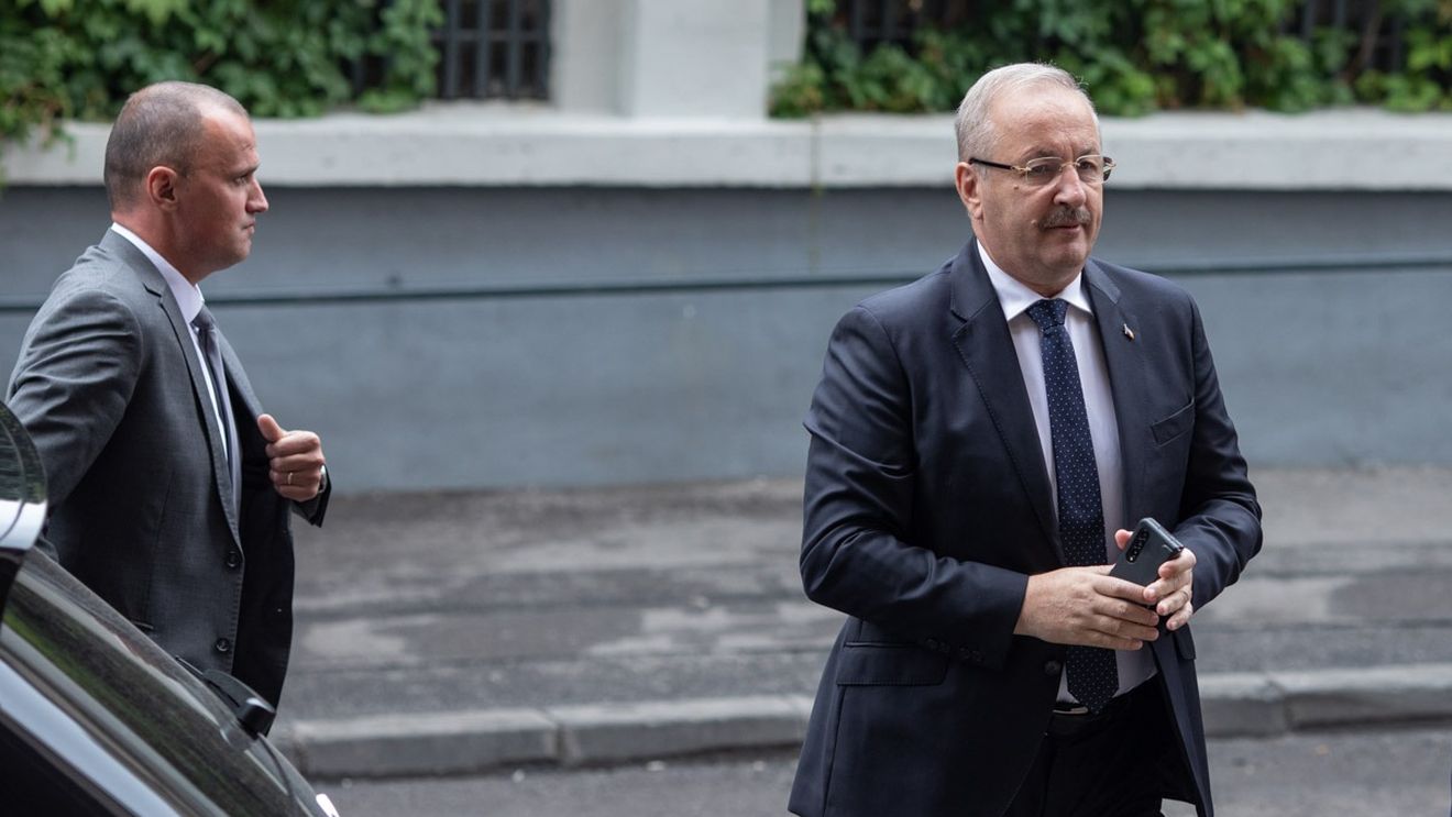 Ministrul Apărării Naţionale, Vasile Dîncu, în vizită oficială la Chişinău, sâmbătă şi duminică