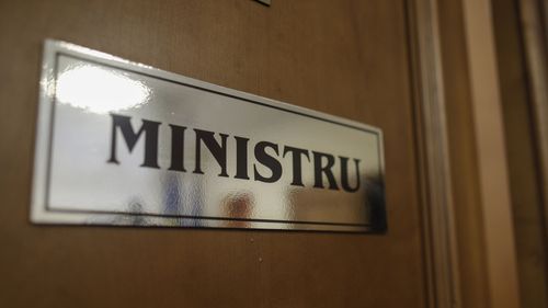 Ministrul Educației, Daniel David, este în concediu de odihnă