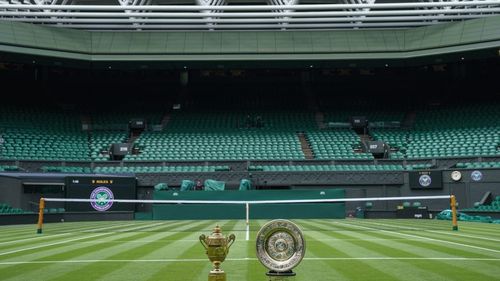 Sorana Cîrstea şi Irina Begu joacă luni, în turul 1 la Wimbledon/ Adversarele româncelor