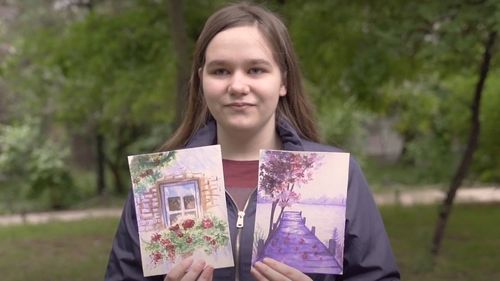 VIDEO O tânără de 17 ani, refugiată din Ucraina, designer de jocuri în devenire, se inspiră din România / ”Vreau să trăiesc. Îmi place viața mea” / O parte din familia ei a rămas în Mariupol