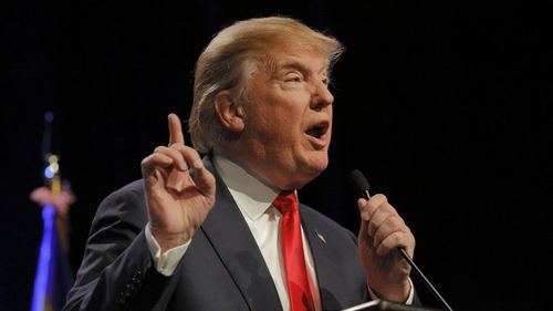 Trump promite angajarea a încă 10.000 de poliţişti de frontieră dacă va fi ales preşedinte / Promite 10% în plus la salariul și o primă de 10 mii de dolari la semnarea noului contract de muncă