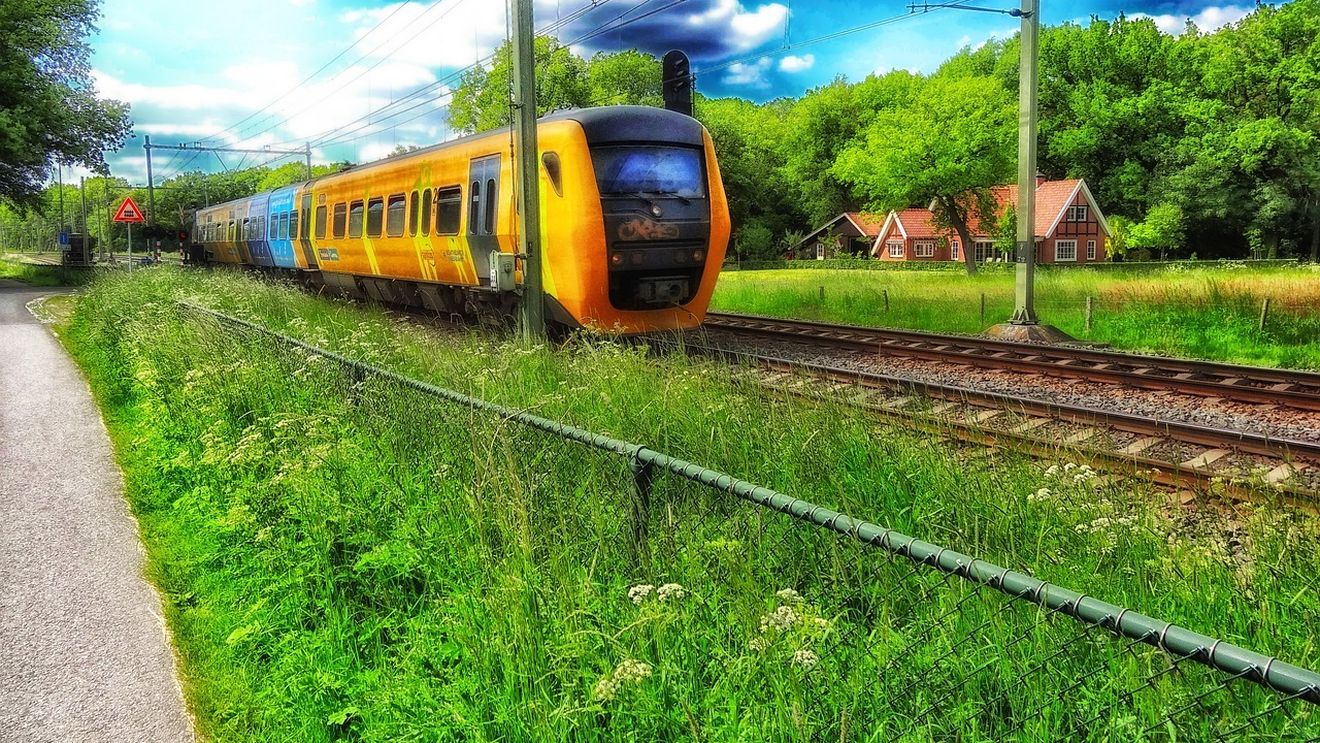 O pană de calculator a paralizat traficul feroviar în Ţările de Jos / Este afectată și circulaţia trenurilor internaţionale spre Amsterdam