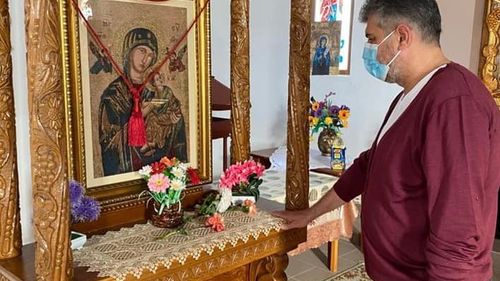 Ciolacu a povestit cum el și Grindeanu au jurat pe o icoană că nu sunt securiști / Grindeanu: „A fost un eveniment nepublic, privat, dar da, eu cred în Dumnezeu”