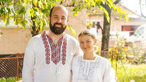 Cetera și omul bun – poveștile micilor producători din Maramureș | Oana Groza („Grădina din deal”): „Toate borcanele noastre sunt făcute cu ingrediente naturale, nu conţin deloc conservanţi, iar majoritatea reţetelor sunt vechi”