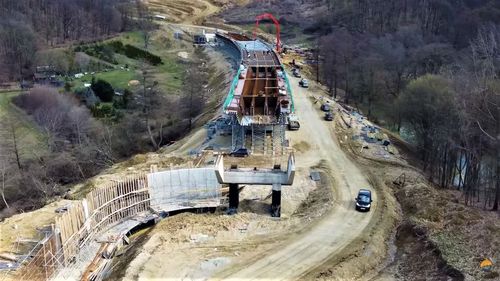 Asociația Pro Infrastructură: Mitul constructorilor chinezi, spulberat (și) în România / Constructorul Sinohydro a ajuns la 45%, stadiu fizic la Centura Zalăului, când trebuia să ajungă deja la finalizare / O altă companie din China lucrează pe A0 Nord