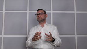 VIDEO INTERVIU Mihai Matei (Concordia), despre AI Act: „Stabilește un standard astfel încât tehnologiile să fie folosite etic, transparent, să ne asigurăm că nu apar abuzuri asupra drepturilor omului”