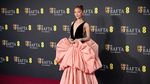 Vedeta pop americană Ariana Grande către administrația Trump: Nu-mi mai folosiţi muzica pentru „absurditatea asta atroce”