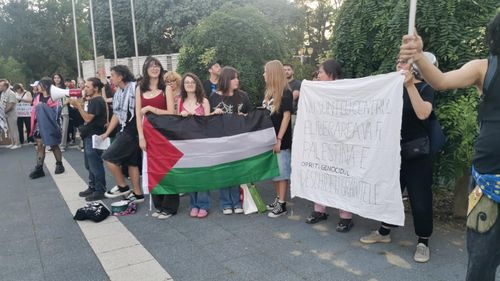 VIDEO-FOTO Solidaritate cu Gaza: Miting pro-Palestina la Timișoara, pe fondul unei crize umanitare grave în Orientul Mijlociu
