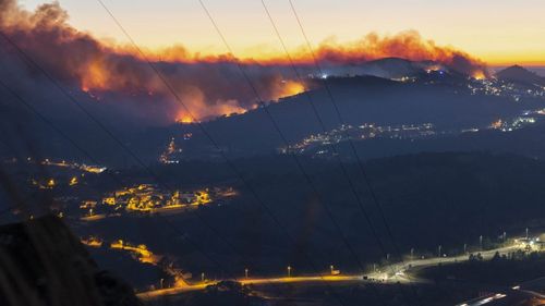 Liga portugheză de fotbal va planta 200 de copaci pentru fiecare gol marcat, ca răspuns după incendiile de vegetaţie / Va fi ţinut un minut de reculegere şi o cască de pompier va fi plasată la centrul terenului înainte de fiecare meci