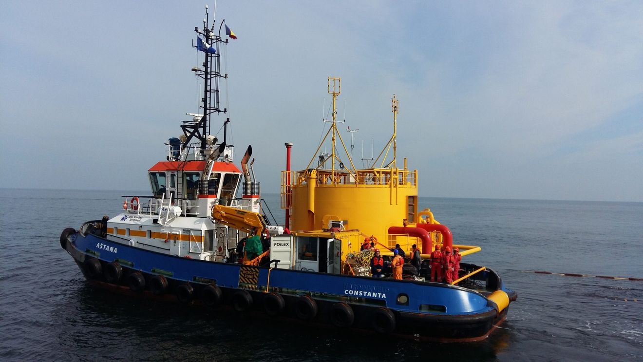 Au fost găsiți și recuperați toți cei cinci marinari dispăruți în urma scufundării remorcherului Astana