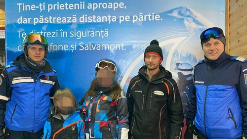 Un copil din Bulgaria, rătăcit în partea superioară a masivului Postăvaru, a fost coborât în siguranță de jandarmii montani