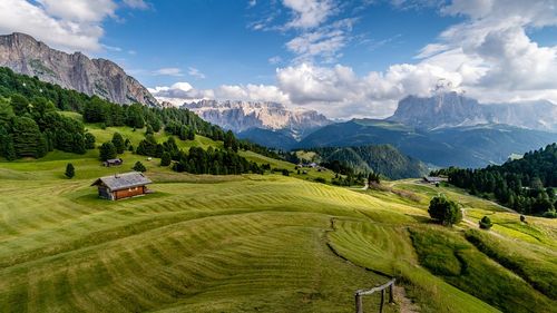 Italia, din ce în ce mai atractivă pentru milionari datorită impozitului unic și a calității vieții