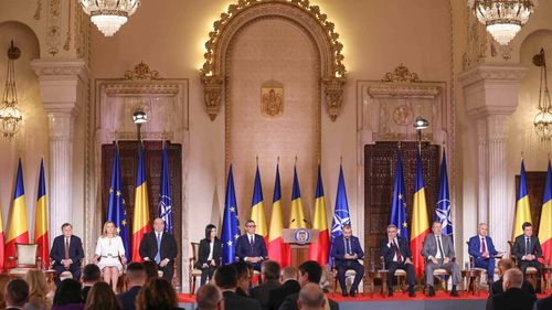 VIDEO Momentele esențiale din dezbaterea prezidențială de la TVR: Momente tensionate între Nicușor Dan și ceilalți candidați, după ce a spus că doar patru au șanse să fie președinte / Cum au răspuns candidații puși în scenarii de criză / George Simion, singurul absent la dezbaterea TVR