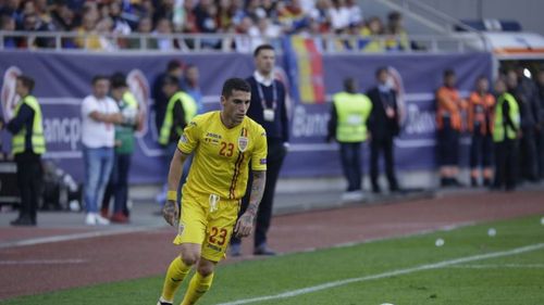 Nicolae Stanciu a explicat de ce nu a îngenuncheat la meciul cu Anglia, gest făcut de fotbaliștii britanici pentru mișcarea Black Lives Matter: Solidaritate cu un coleg suspendat pentru un presupus gest rasist