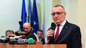 Reacția lui Cîmpeanu, la acuzațiile de conflict de interese pentru deținerea pozițiilor rector și parlamentar lansate de SNSPA, condusă de Pricopie: Unii își pierd echilibrul