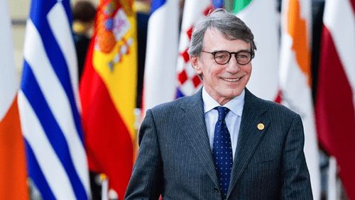 Sesiunea plenară de săptămâna viitoare a Parlamentului European va avea loc la Bruxelles. Sassoli: Transferul întregii administrații la Strasbourg ar însemna intrarea în carantină a întregului staf