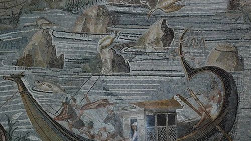 Epava unei ambarcaţiuni antice, descoperită în golful din Alexandria / Nava era una de agrement, de tipul celei folosite de Cleopatra pentru a-i arăta lui Iulius Cezar curiozităţile Egiptului